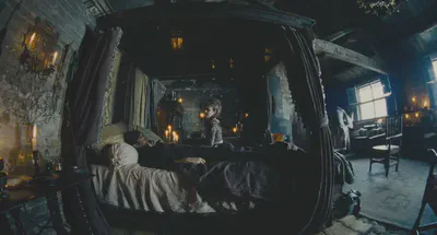 Someone must really love the curved bed posts!